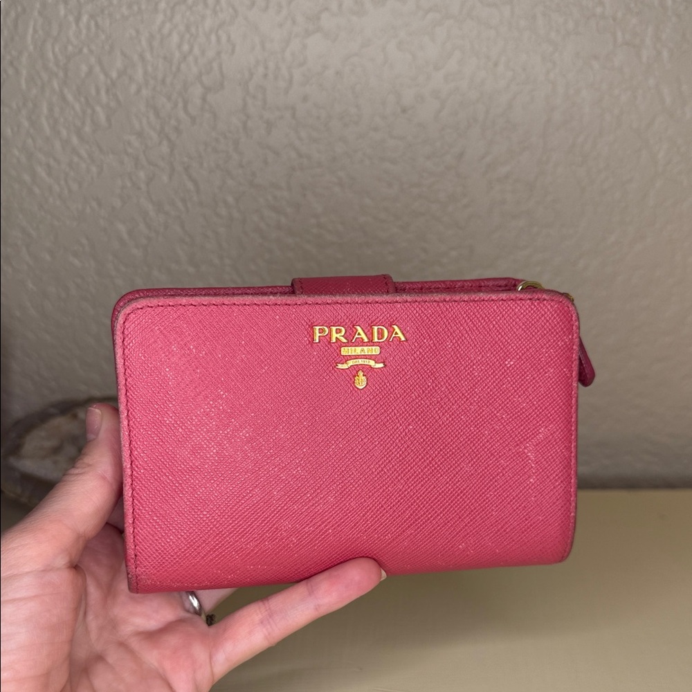 PRADA - Saffiano Leather Bifold Wallet - Pink - 62A - Picture 1 of 16